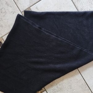 Rikka Black Knit Scarf